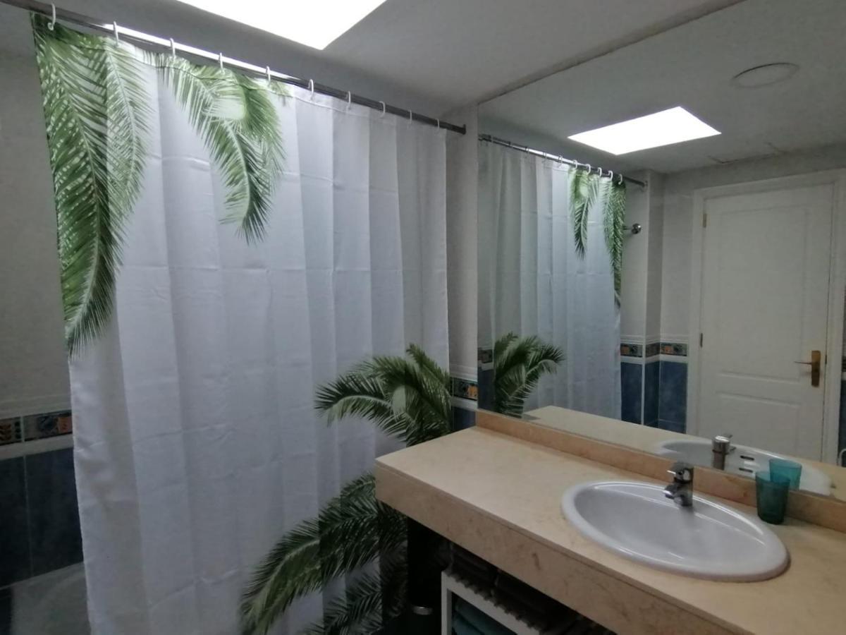 Oasis Waves House Villa Коралео Екстериор снимка