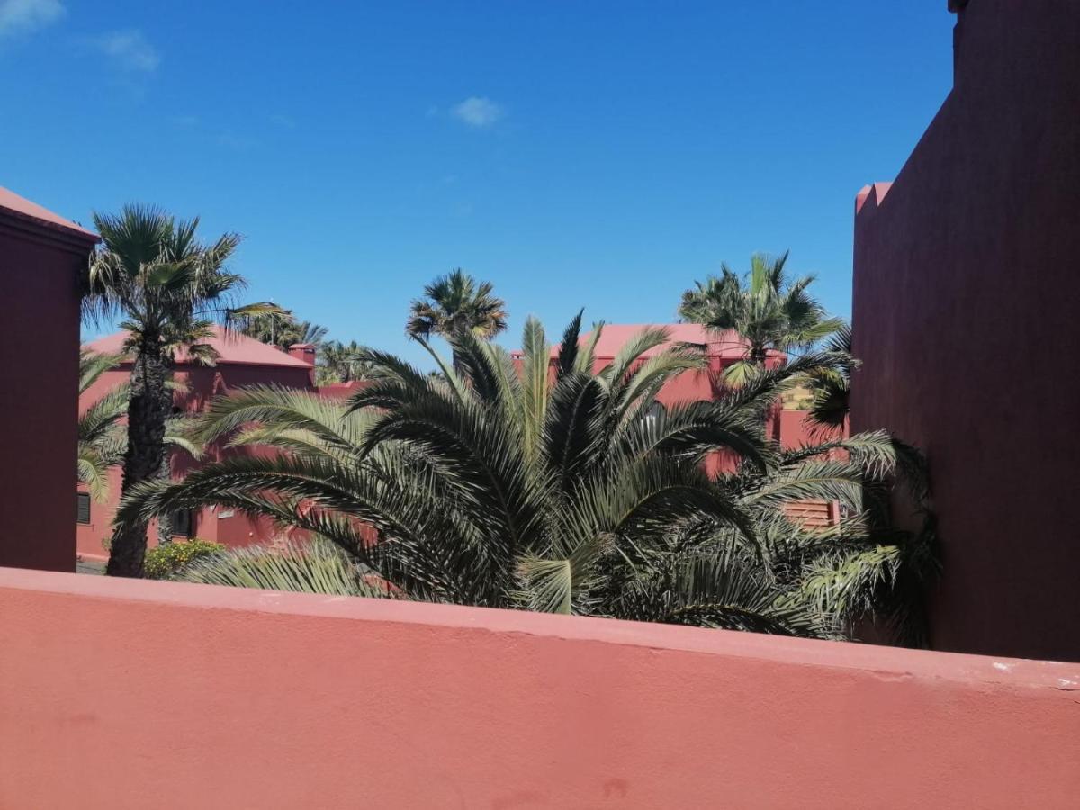 Oasis Waves House Villa Коралео Екстериор снимка